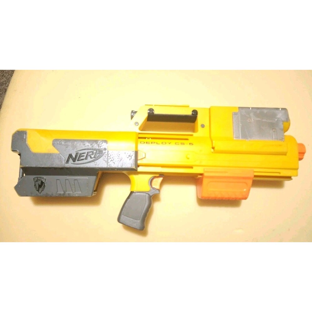 NERF N-STRIKE DEPLOY CS-6  Collapsable Blaster w/Tactical  Light -works.